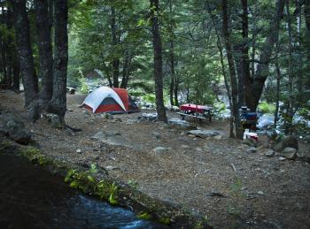Valle de las Catas Camping y Cabañas en Molina, Maule