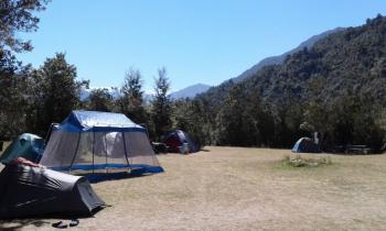 Camping y cabañas cabalgatas rio puelo en Cochamo, Los Lagos